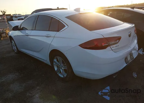 2018 Buick Regal Sportback Preferred z USA, uszkodzony, nr VIN W04GL6SX7J1130592